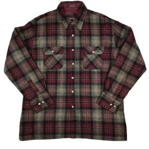 Vintage northwest territories plaid button front flannel